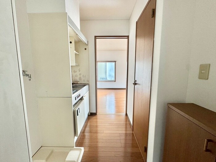 物件内観写真17　(廊下)