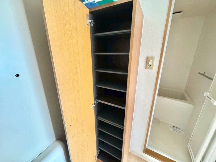 物件内観写真19　(靴箱)