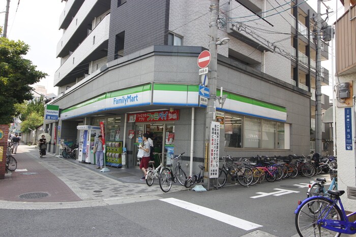 ファミリーマート西成区役所前店