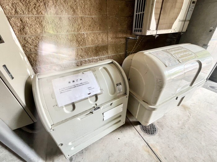 物件外観写真4　(建物設備)