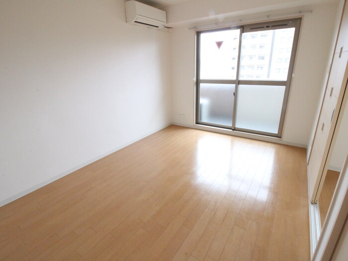 物件内観写真11　(居室)