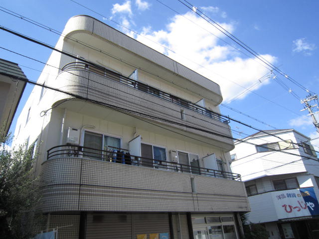 上牧アバンティ