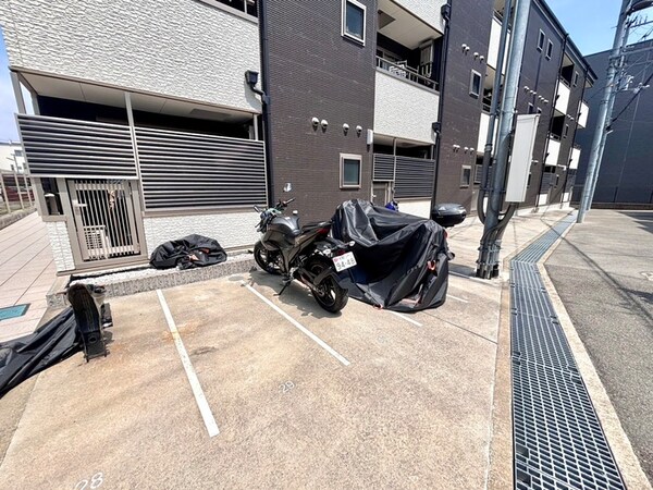 バイク置き場