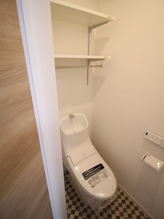 物件内観写真14　(トイレ)