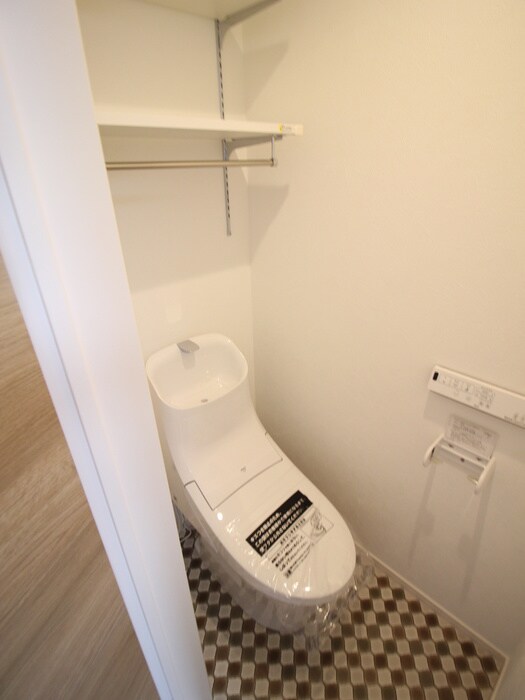 物件内観写真14　(トイレ)