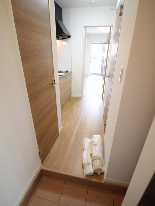 物件内観写真19　(玄関)