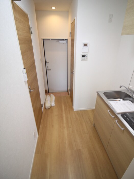 物件内観写真20　(廊下)