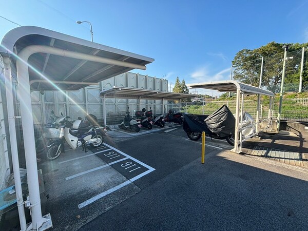 バイク置き場