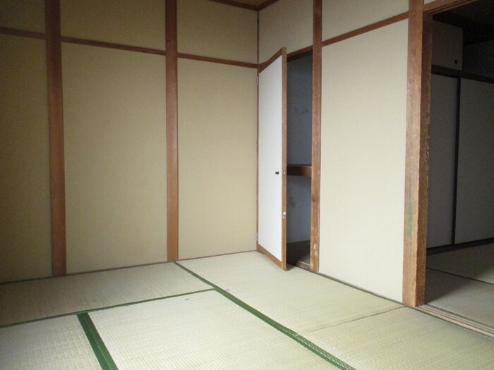 物件内観写真7　(居室)