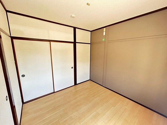 物件内観写真9　(居室)