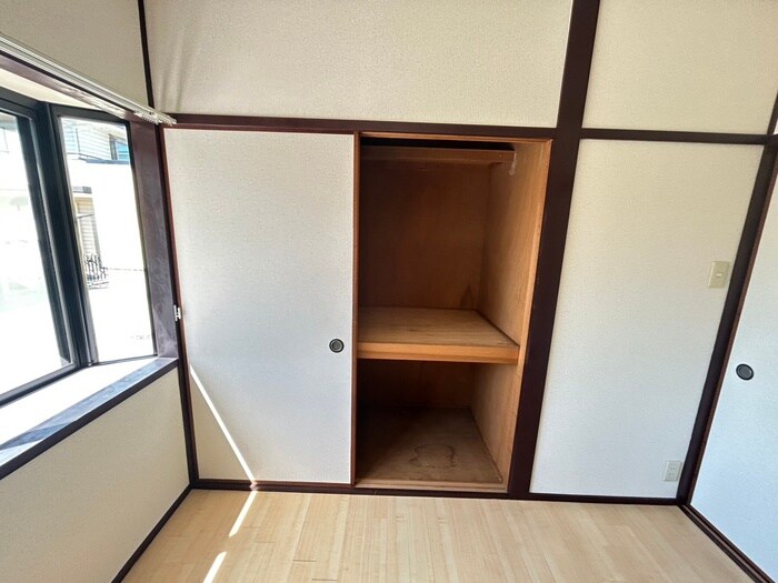 物件内観写真10　(収納)