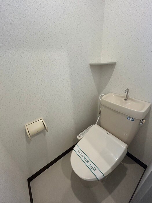 物件内観写真12　(トイレ)