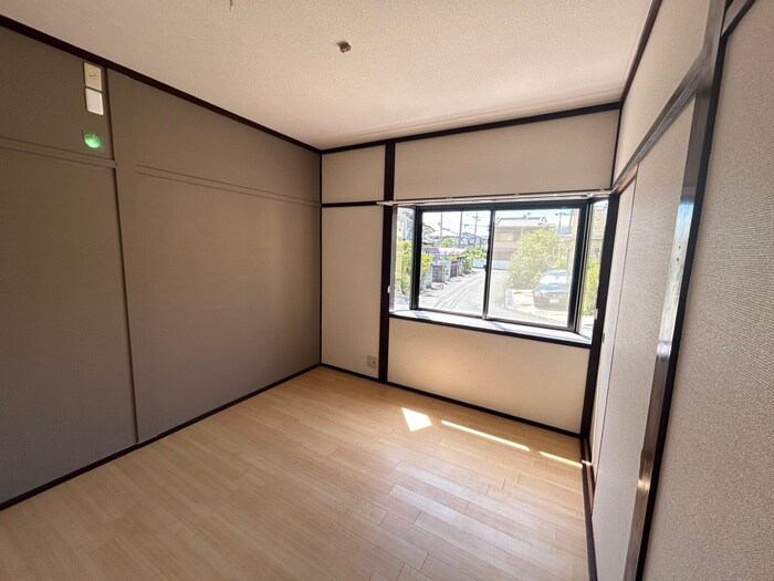 物件内観写真22　(居室)