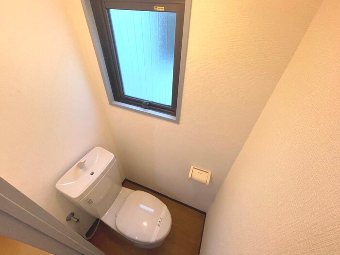 物件内観写真13　(トイレ)