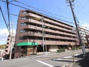 シルフィ－ド緑地外観写真