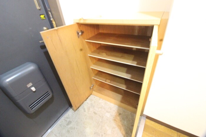 物件内観写真18　(靴箱)