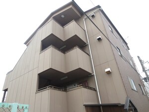明政ハイツ外観写真