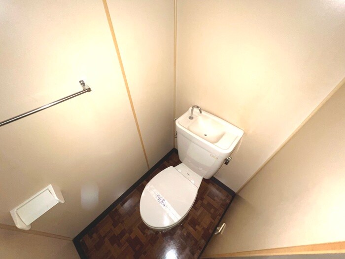 物件内観写真15　(トイレ)