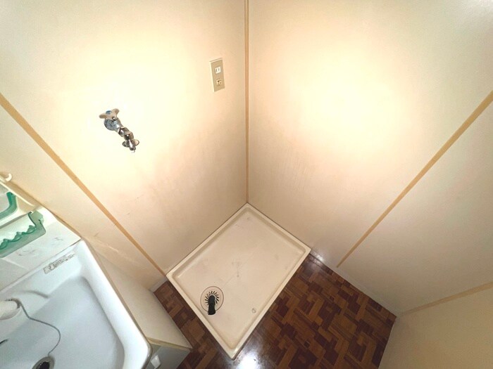 物件内観写真19　(洗濯機置場)