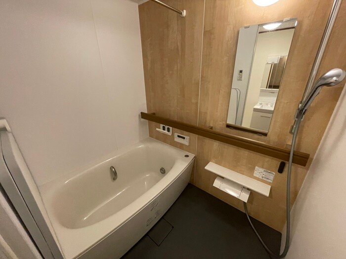 物件内観写真12　(バス／シャワールーム等)