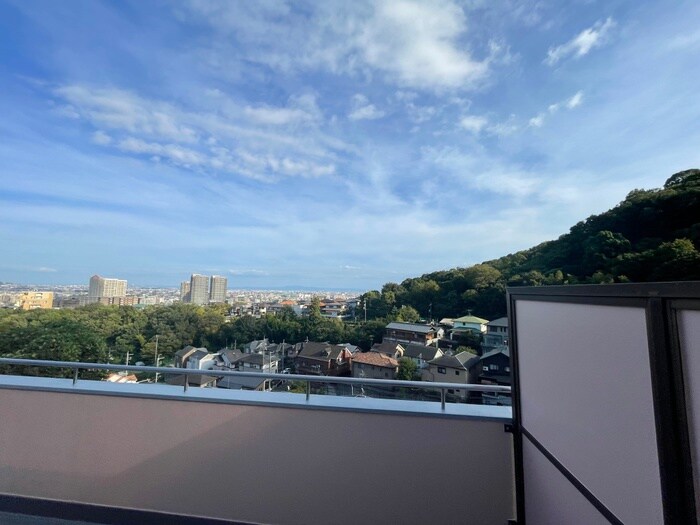 物件内観写真16　(室内からの展望)