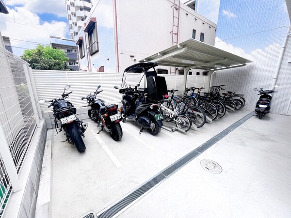 駐輪場