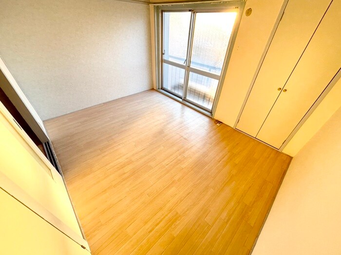 物件内観写真10　(居室)