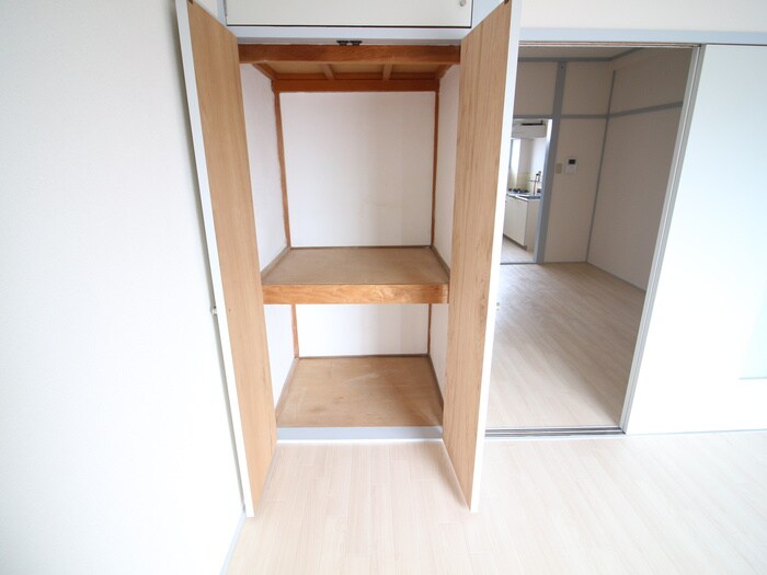 物件内観写真15　(収納)