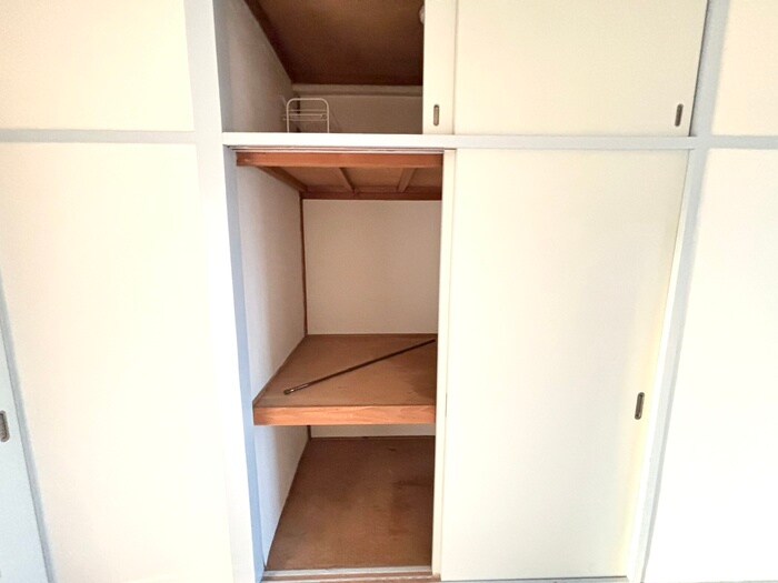 物件内観写真16　(収納)