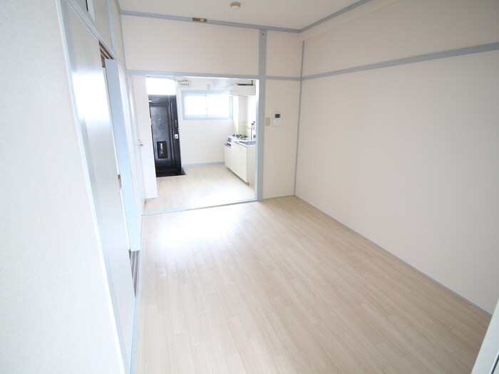 物件内観写真22　(居室)