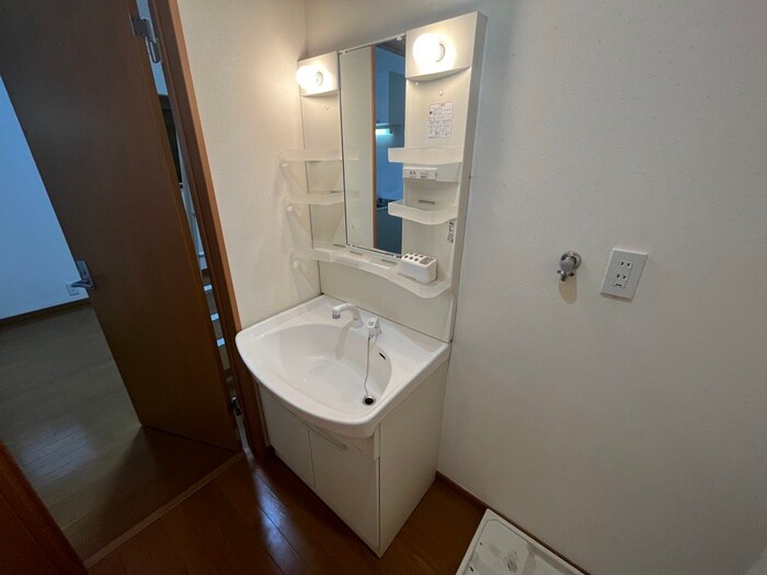 物件内観写真10　(洗面)