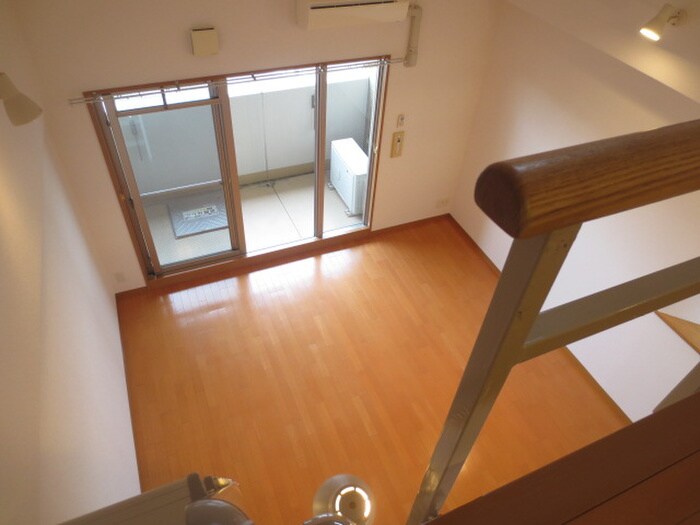 物件内観写真9　(居室)