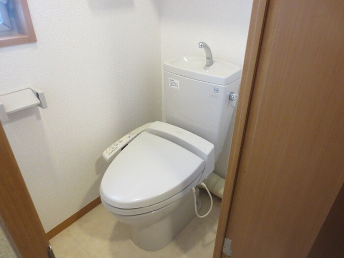 物件内観写真14　(トイレ)