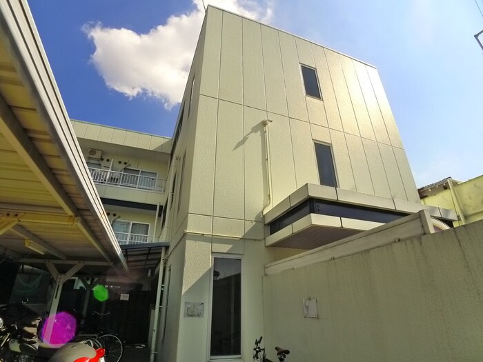 物件外観写真2　(外観写真)