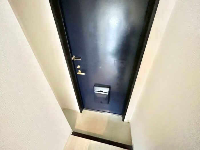 物件内観写真11　(玄関)