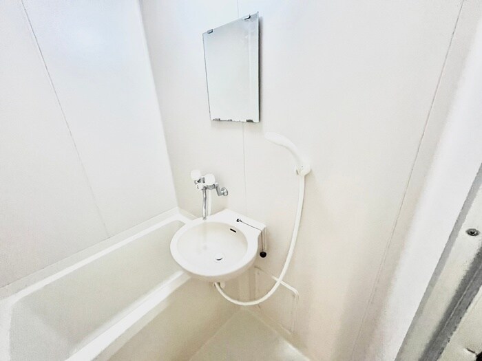 物件内観写真15　(洗面)