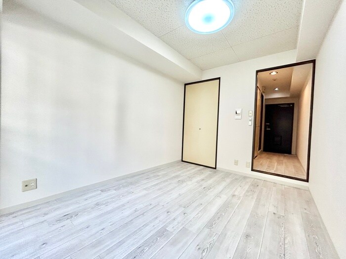 物件内観写真15　(居室)