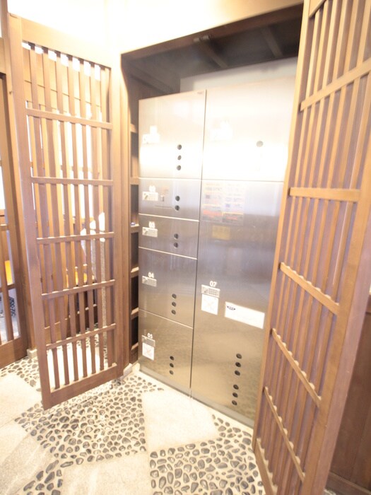 物件外観写真4　(建物設備)