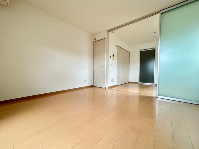 物件内観写真18　(居室)