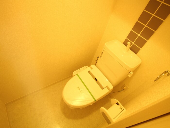 物件内観写真11　(トイレ)