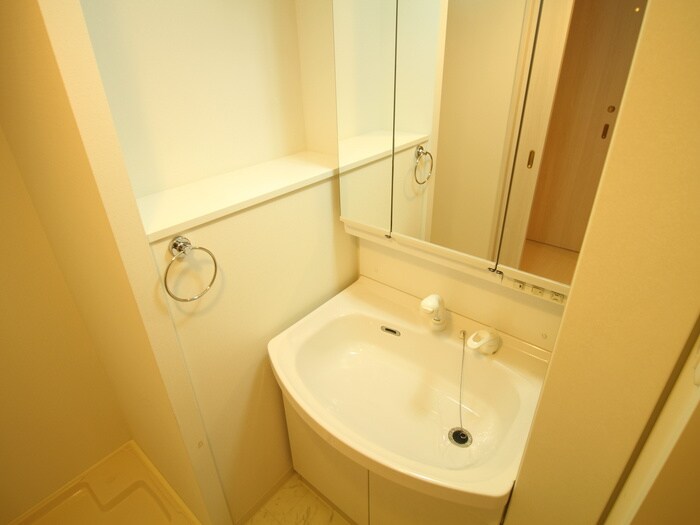 物件内観写真12　(洗面)