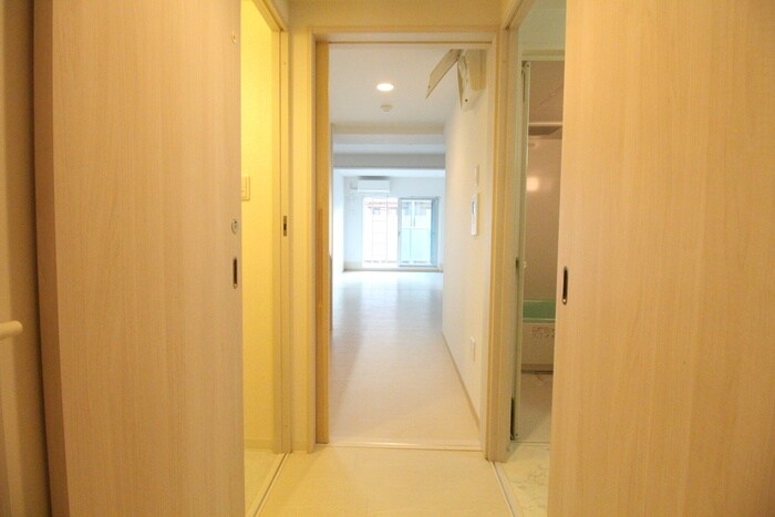 物件内観写真18　(廊下)