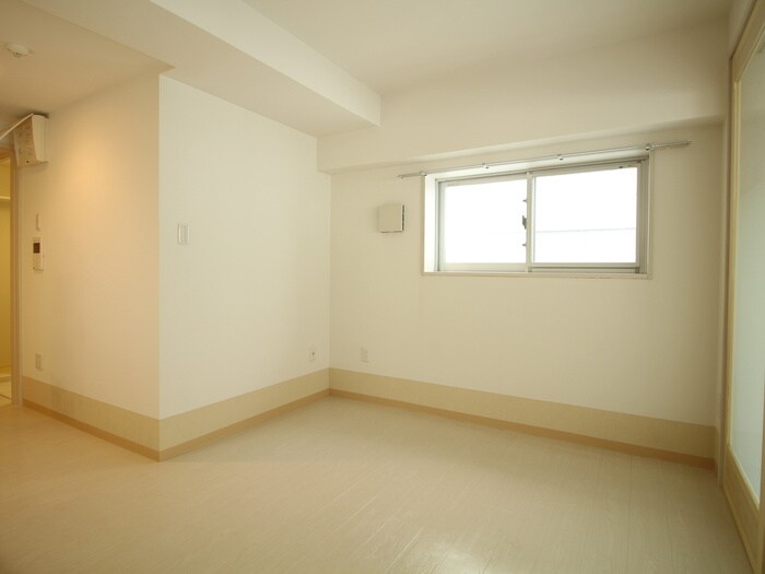 物件内観写真18　(居室)