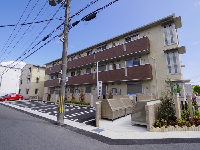 物件外観写真2　(外観写真)