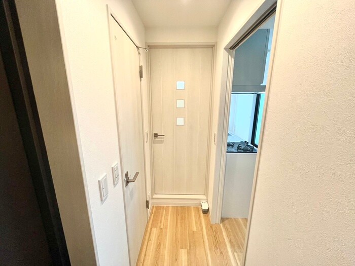 物件内観写真20　(廊下)