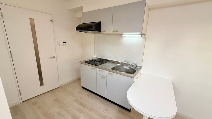 物件内観写真8　(キッチン)