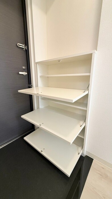 物件内観写真14　(靴箱)