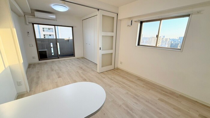 物件内観写真19　(居室)