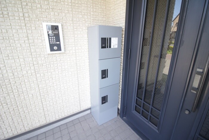 物件外観写真4　(建物設備)