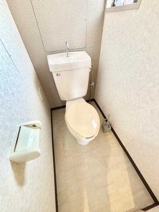 物件内観写真11　(トイレ)